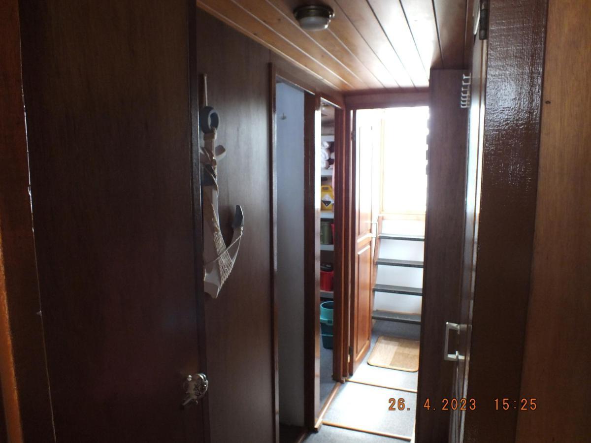 Zouw Hausboat Zakotven -Pouze Ubytovani Роуднице-над-Лабем Экстерьер фото