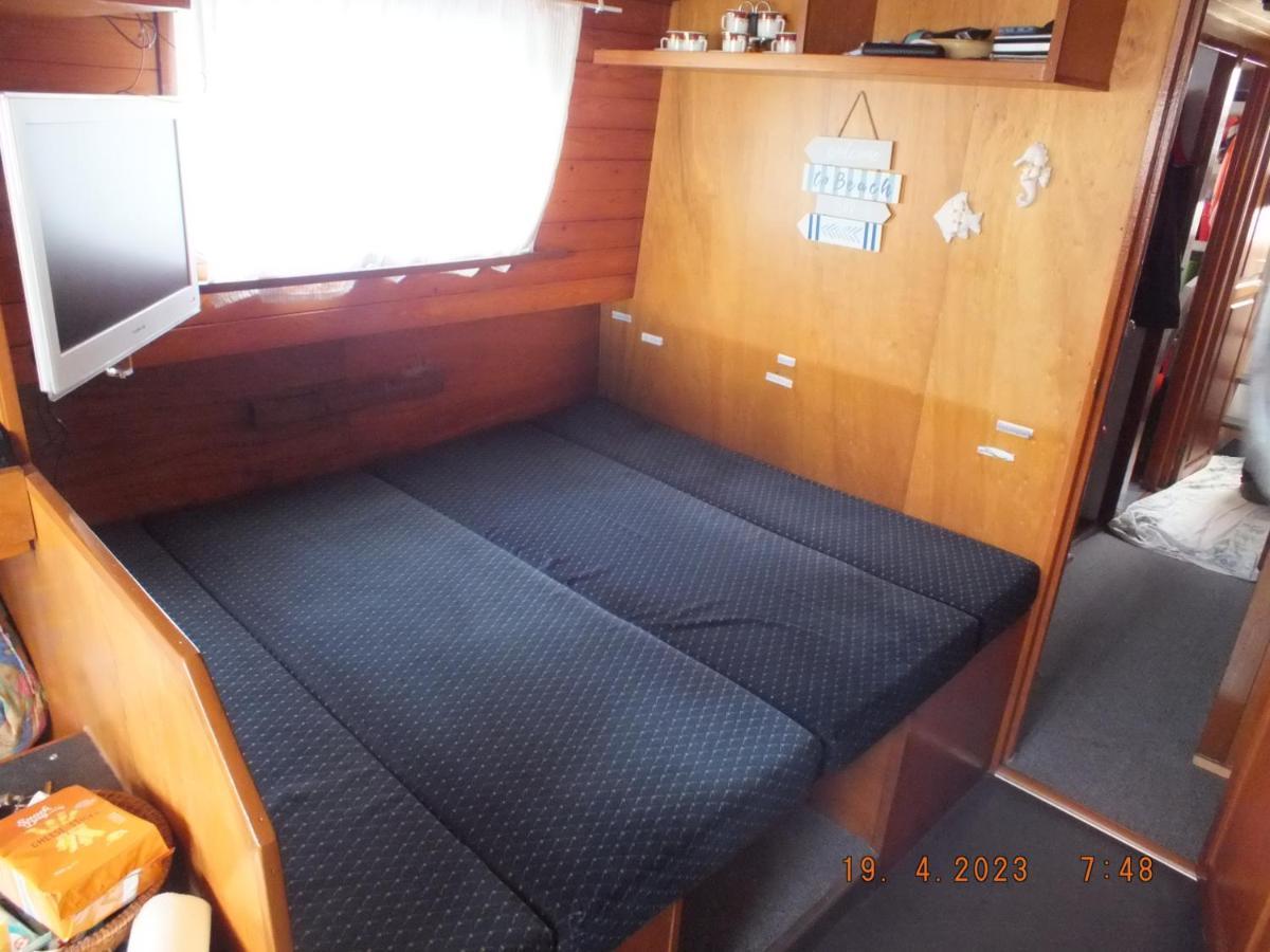 Zouw Hausboat Zakotven -Pouze Ubytovani Роуднице-над-Лабем Экстерьер фото