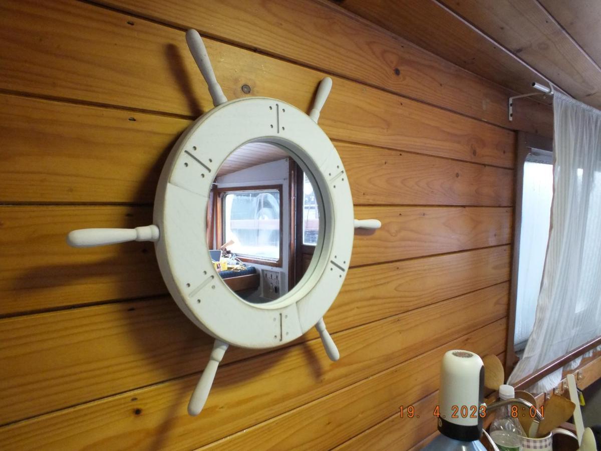 Zouw Hausboat Zakotven -Pouze Ubytovani Роуднице-над-Лабем Экстерьер фото