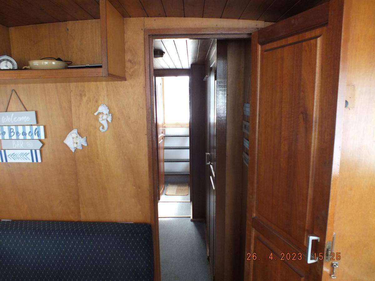 Zouw Hausboat Zakotven -Pouze Ubytovani Роуднице-над-Лабем Экстерьер фото