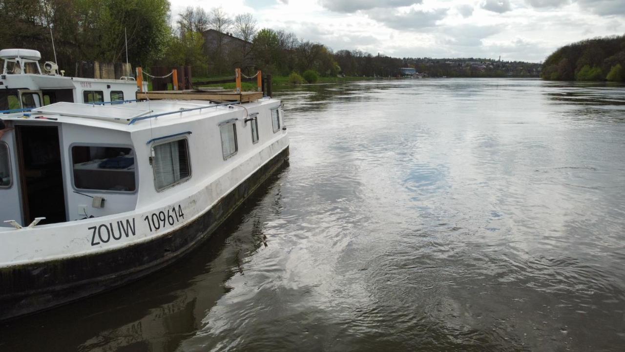 Zouw Hausboat Zakotven -Pouze Ubytovani Роуднице-над-Лабем Экстерьер фото